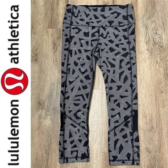 Lululemon Pace Rival High-Rise Crop 22" Labyrinth Black Light Cast / Black Sz 6 - Picture 1 of 12